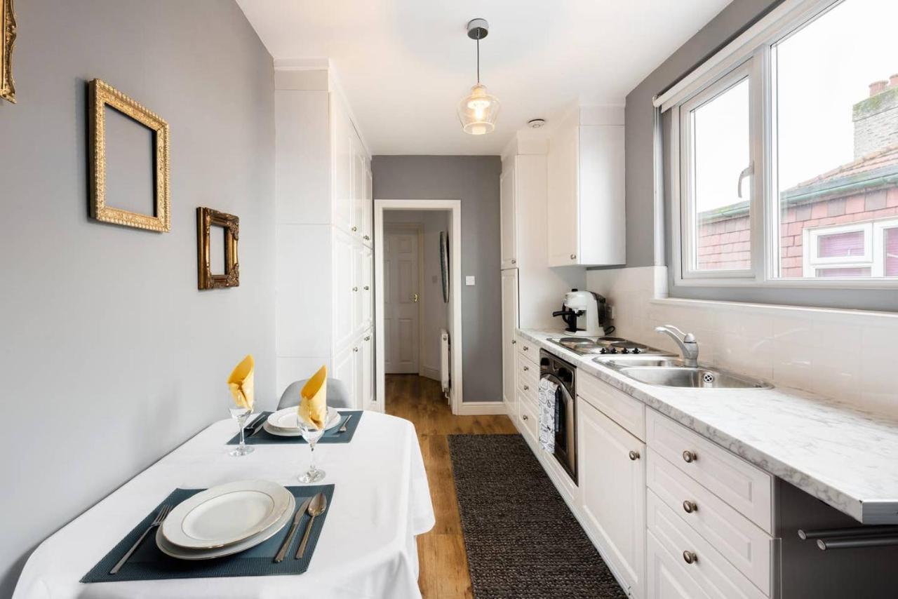 The Bluebird - One Bedroom Apartment In Watford Watford  Luaran gambar